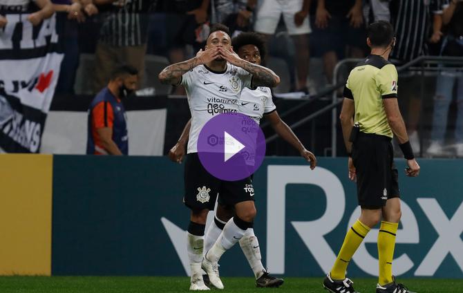 Corinthians topples Boca in Copa Lib showdown