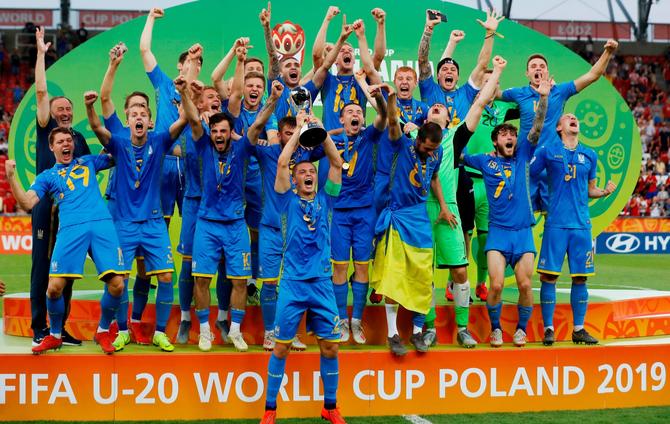 Ukraine Win Under-20 World Cup - 670 x 424 jpeg 72kB