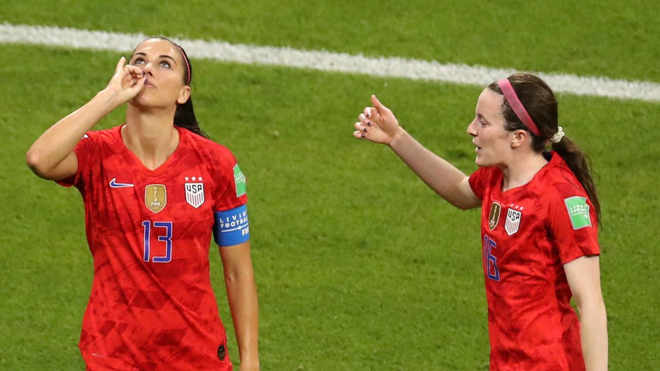 alex morgan goal celebration