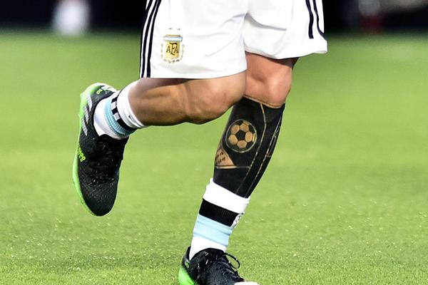 Tatuajes De Fútbol Para Los Amantes Del Deporte Rey