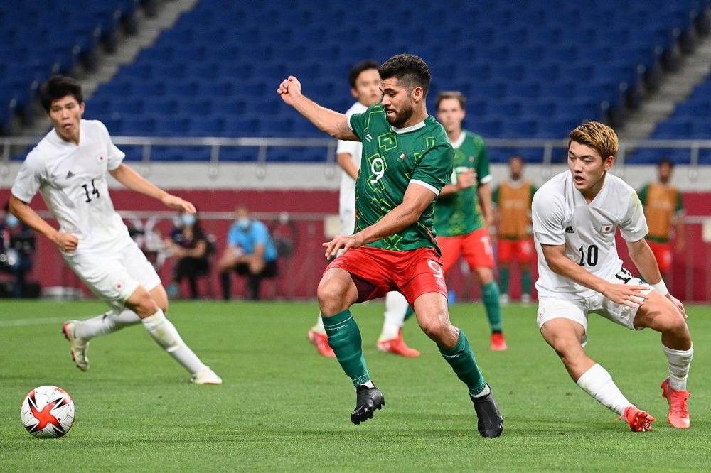 Mexico sweep past Japan for Olympic men's football bronze