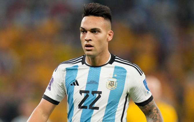 Martinez bierze zastrzyki, by zagrać w reprezentacji Argentyny