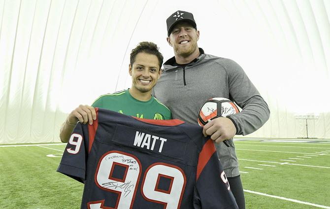 Chicharito And Mexico Thrilled To Meet J J Watt