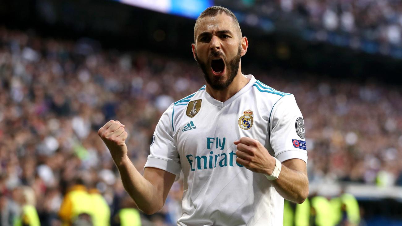 REAL MADRID v Real Valladolid PROGRAMME 3.11.2018 Póster Karim Benzema 