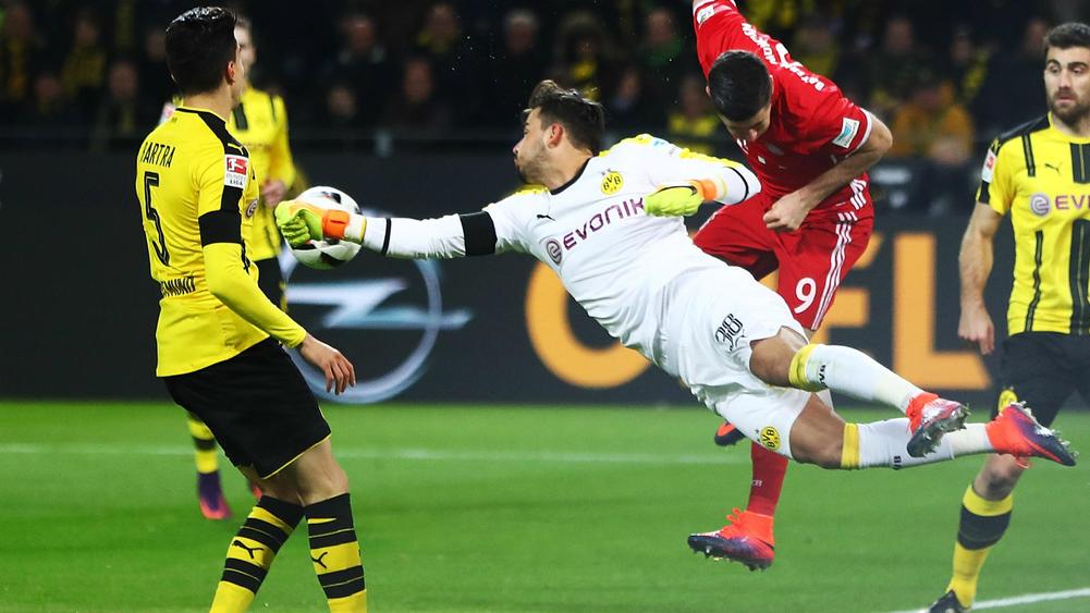 Dortmund Keeper Burki Out For Eight Weeks With Broken Hand