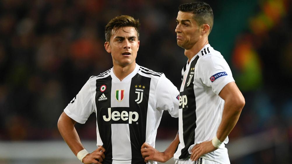 Juventus star Dybala dismisses Man Utd links