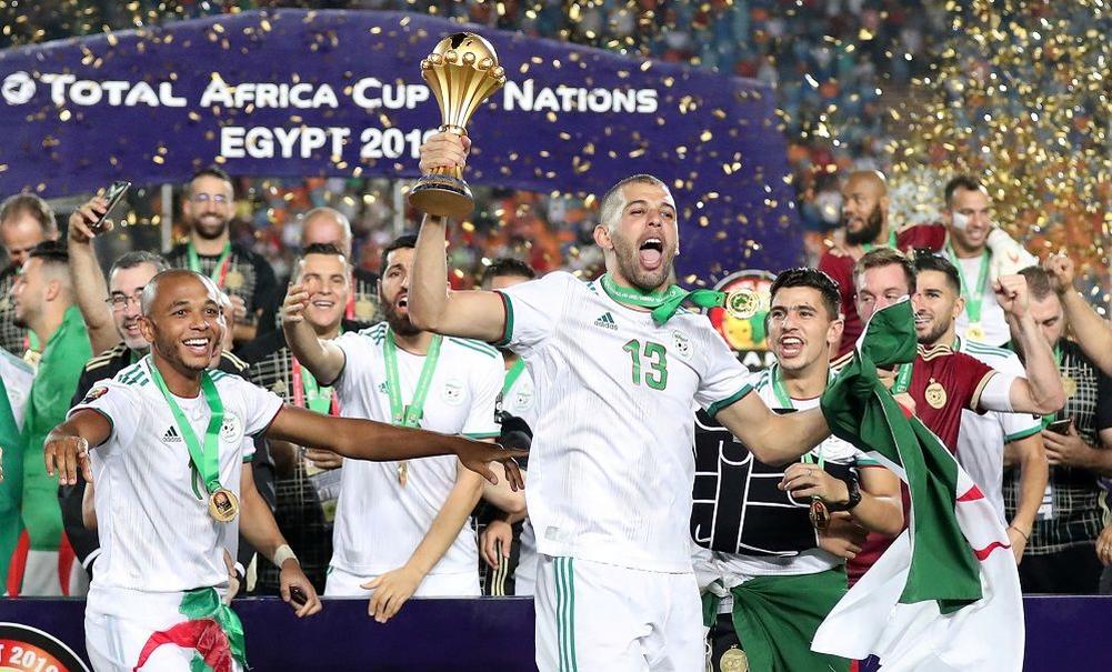Africa Cup champs Algeria return to hero&#39;s welcome