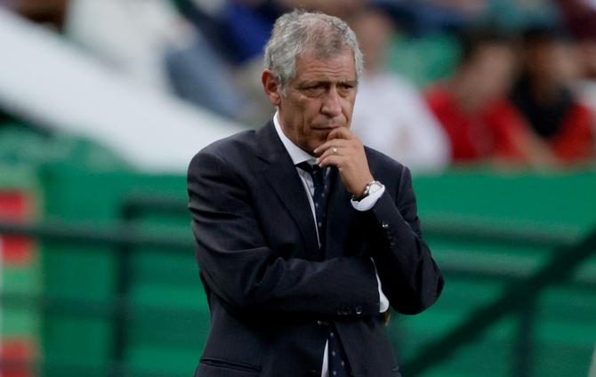 O técnico português Santos não escreveu para a Espanha