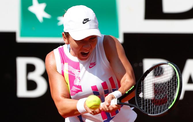 Halep Overcomes Yastremska In Rome As Azarenka And Muguruza Also Reach Last Eight