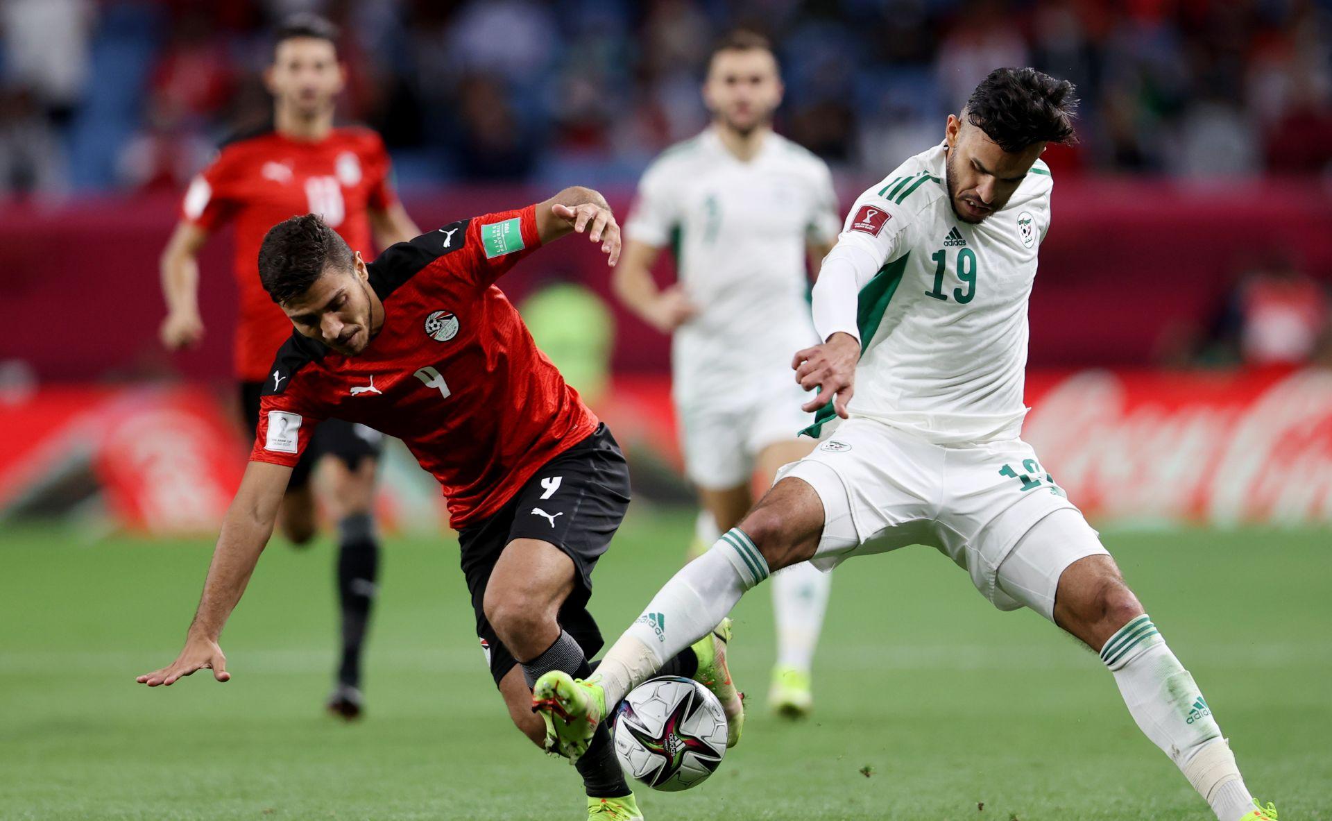 مباراة مصر والجزائر بث مباشر