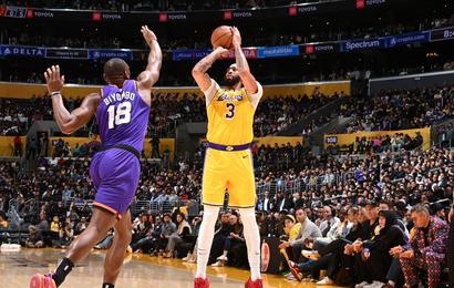 NBA : Les Suns perdent chez les Lakers