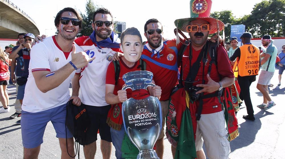 يورو 2016 | قذيفة إيدير تمسح دموع رونالدو وتمنح البرتغال لقبها الأول 548413-france-2