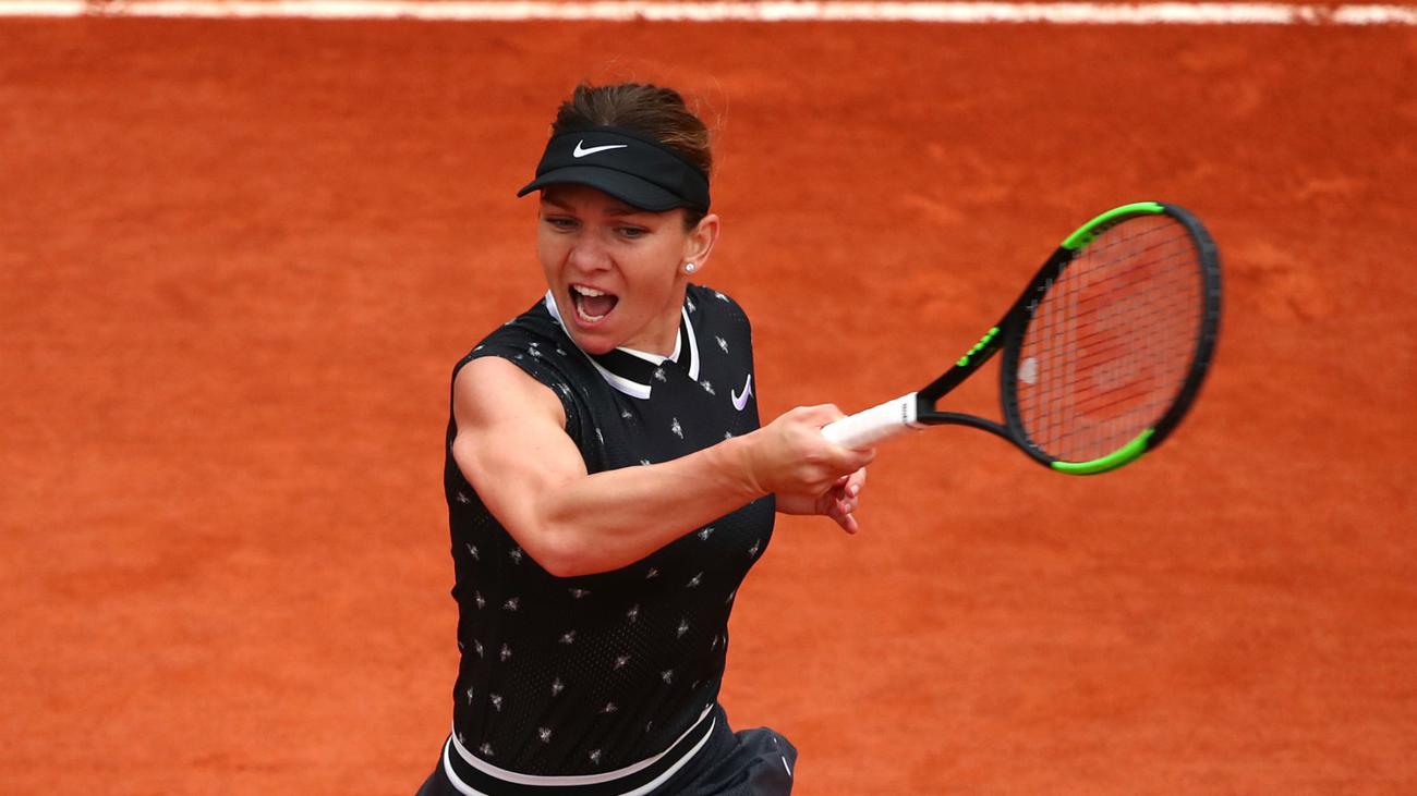 Halep Grinds Out Three Set Victory Over Linette