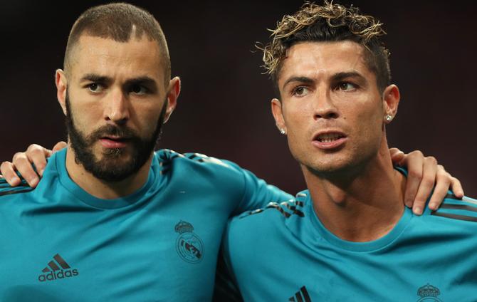 REAL MADRID v Real Valladolid PROGRAMME 3.11.2018 Póster Karim Benzema 