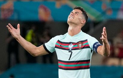 Cristiano Ronaldo se lamenta con Portugal
