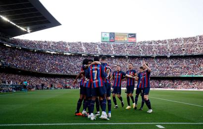 Jugadores del Barcelona celebran