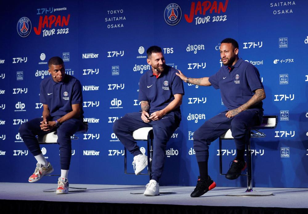 Psg Arrive In Japan For Three Game Tour