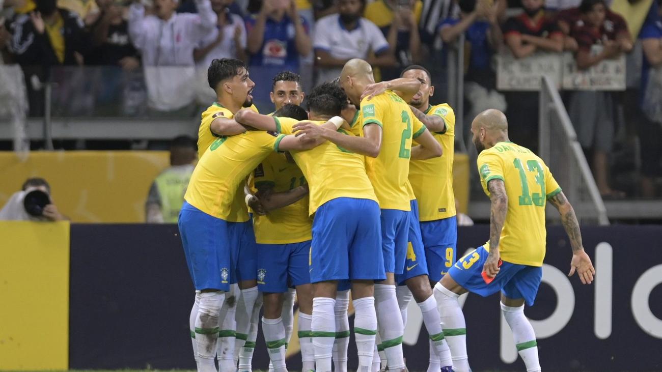 ضد البرازيل باراغواي شاهد البث
