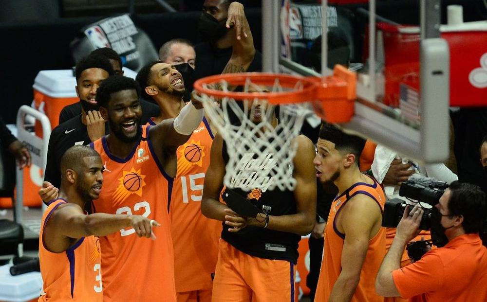NBA playoffs 2021: Paul scores 41 as Suns down Clippers to ...