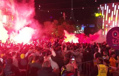 Socceroos fans go berserk in Melbourne after Denmark win