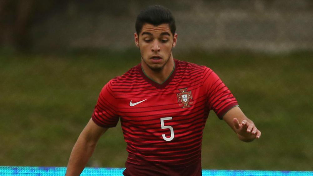 Porto S Soares Honoured By Liverpool Interest