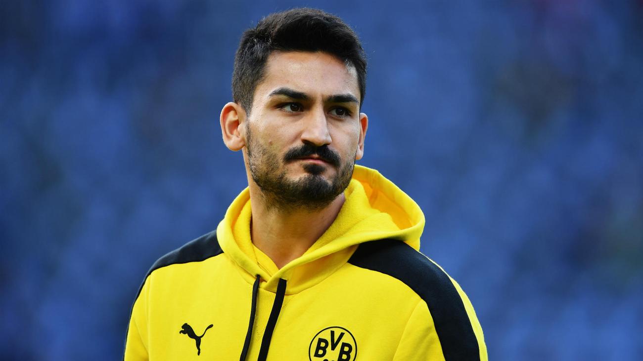 Manchester City Sign Ilkay Gundogan From Borussia Dortmund