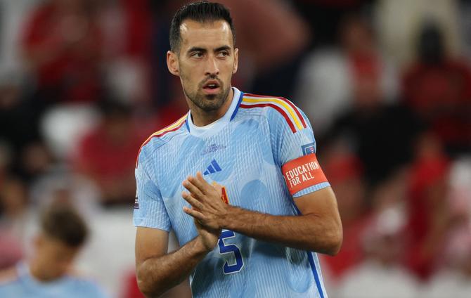 Sergio Busquets announces his retirement from the national team