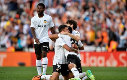 Valencia scrape vital win over Madrid amid Vinicius racism storm