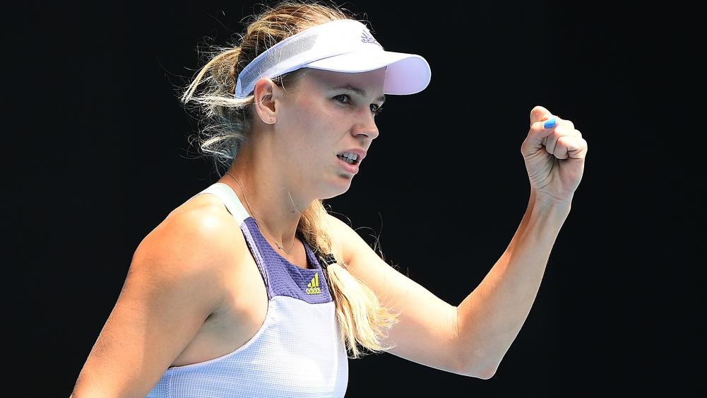 femte klient lærling Australian Open 2020: Wozniacki avoids retirement with battling display