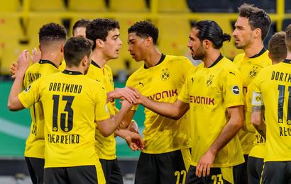 Borussia Dortmund v Holstein Kiel - DFB-Pokal semi-final