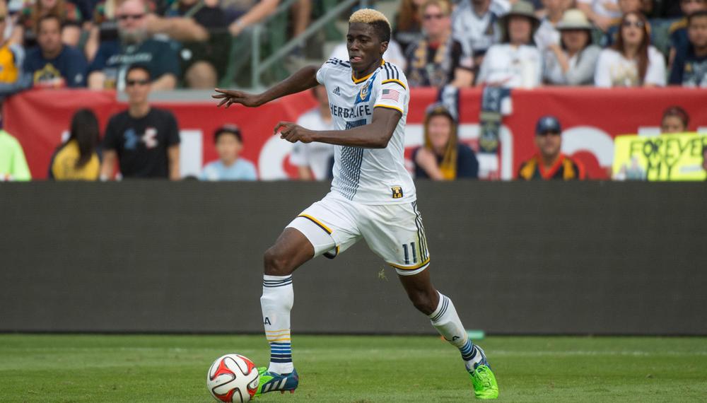 La Galaxy Sign Gyasi Zardes To Contract Extension