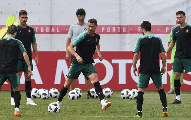 رونالدو يتأهب للانقضاض على منتخب ايران