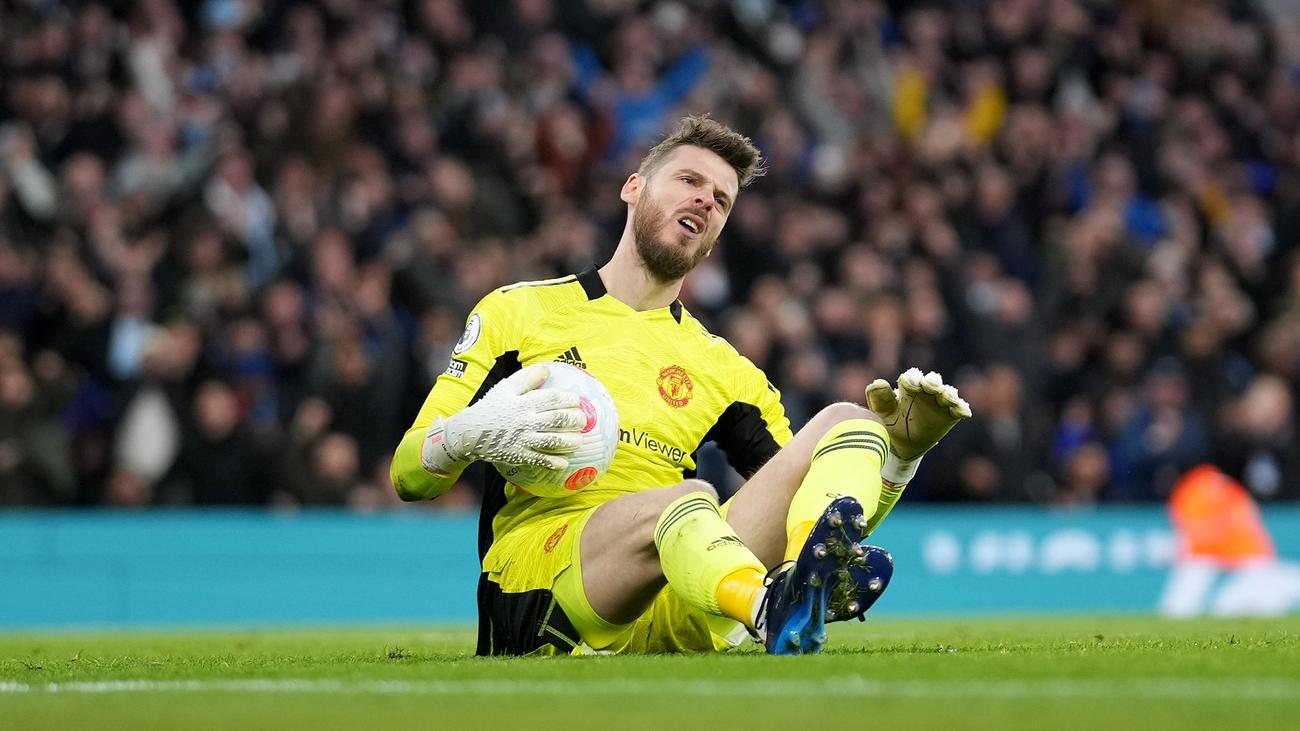 De Gea vows to return United back to former glory