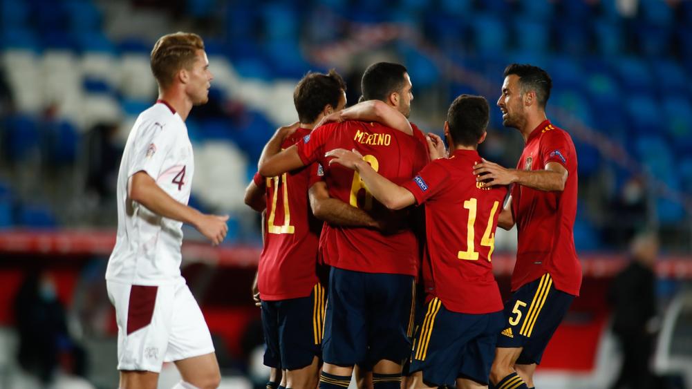 Spain 1-0 Switzerland: La Roja's unbeaten run continues as Oyarzabal proves  decisive