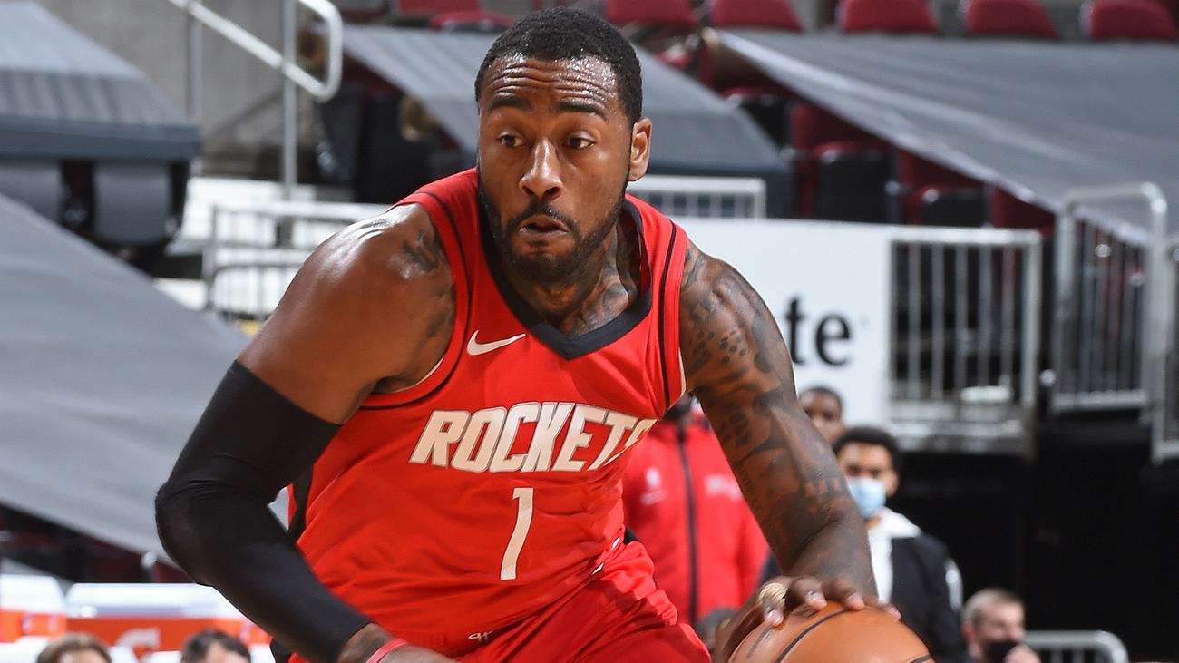 Rockets recruit Wall makes first appearance since 2018: Great to be back!