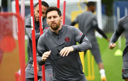 Lionel Messi and PSG training