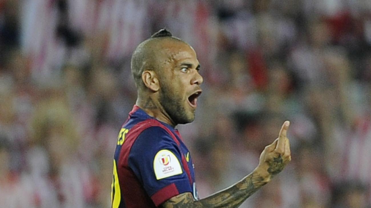 Alves Wants Barca Extension Not Psg Blanc