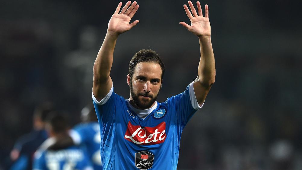 Club president: Higuain set to continue at Napoli