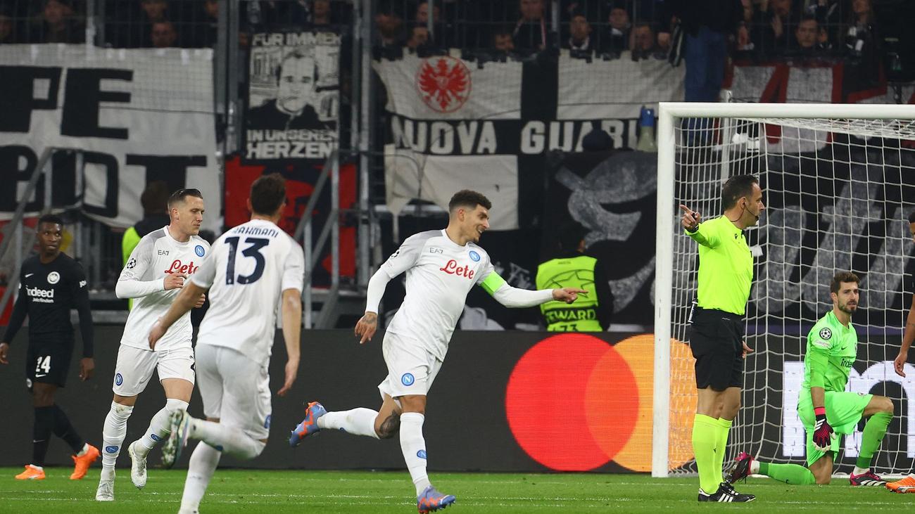 Eintracht Frankfurt 0 Napoli 2 - Highlights