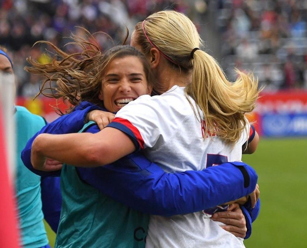 Historic Equal Pay Deal For Us Men And Women Soccer Teams 