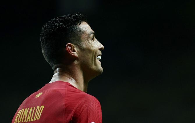 Ronaldo embarrasses Portugal