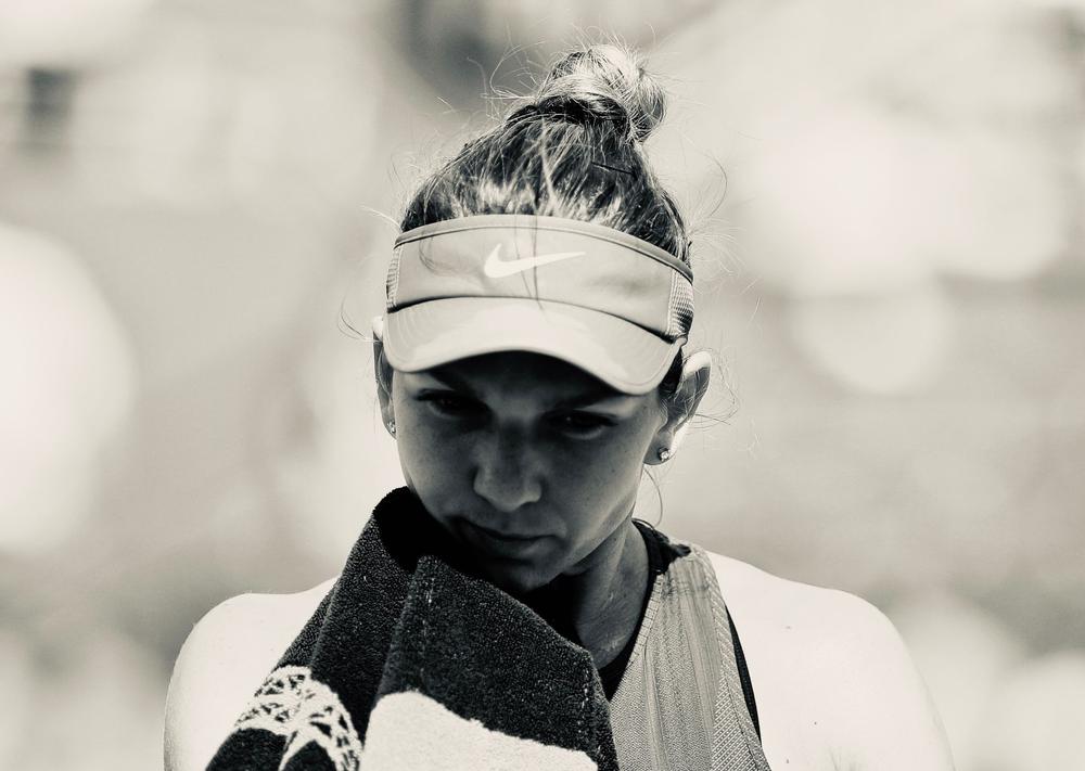 Injured Halep Withdraws From Stuttgart Open