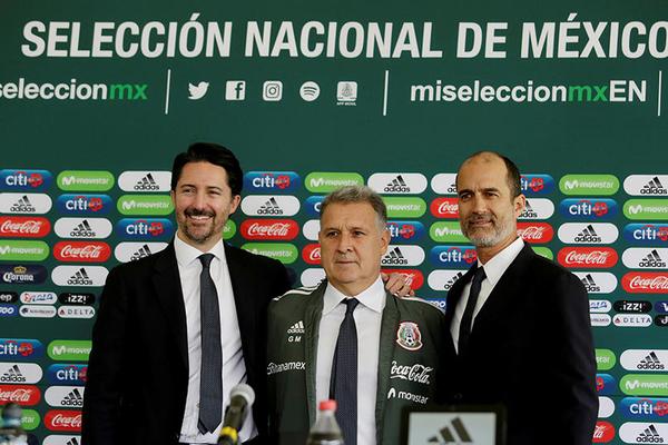 El nuevo técnico de México y el nuevo fichaje Real en las noticias la semana