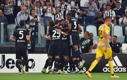 Jugadores de Juventus celebran