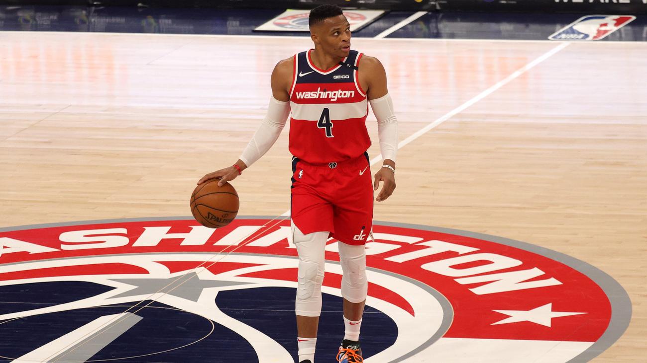 Westbrook Joins Illustrious Company With Triple Double As Wizards Slump To 0 5