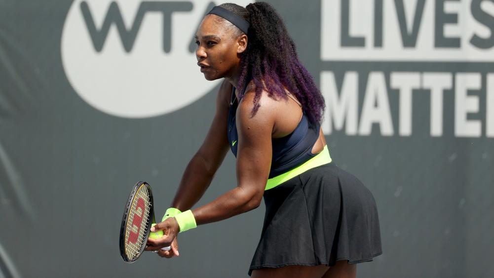 Serena Williams Makes Winning Return In Three Set Battle With Pera