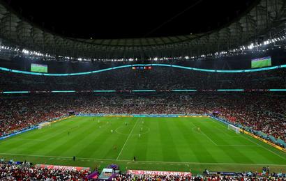 تجربة استثنائية للمشجعين المكفوفين في استادات كأس العالم FIFA قطر 2022™