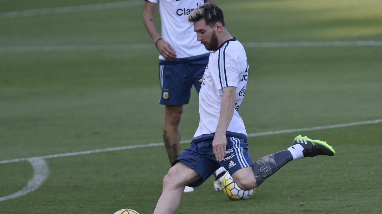 Lionel Messi Shows Off Latest Tattoo In Argentina Training