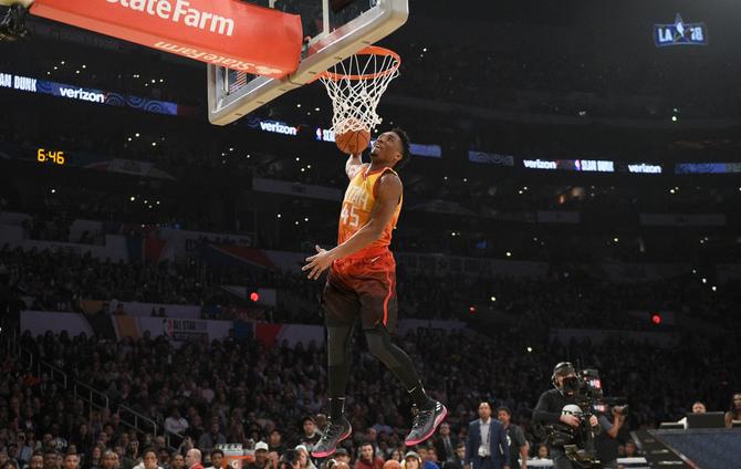 Donovan Mitchell caps NBA All-Star challenges with dunk ... - 670 x 424 jpeg 43kB